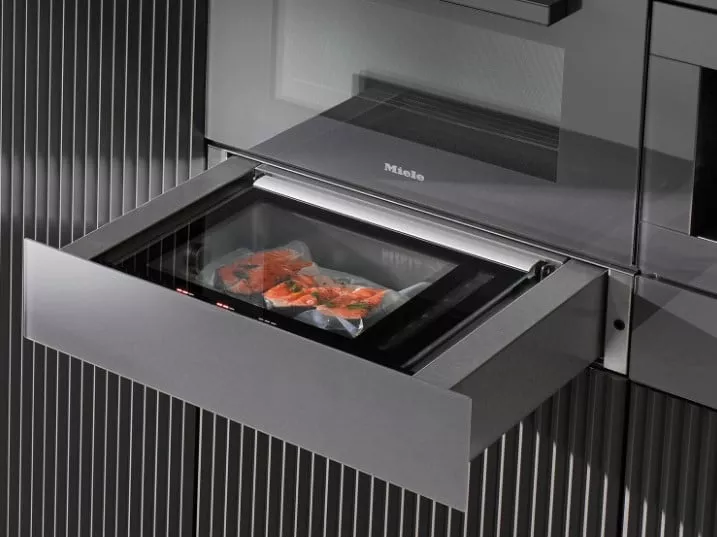 Вакууматор Miele EVS7010 WH, серый